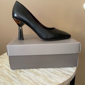 Franco Sarto Elegant Black Heels